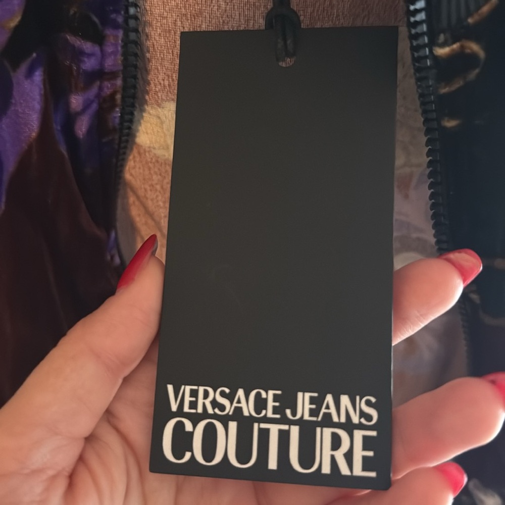Small Velour Jacket - Picture 7 of 9